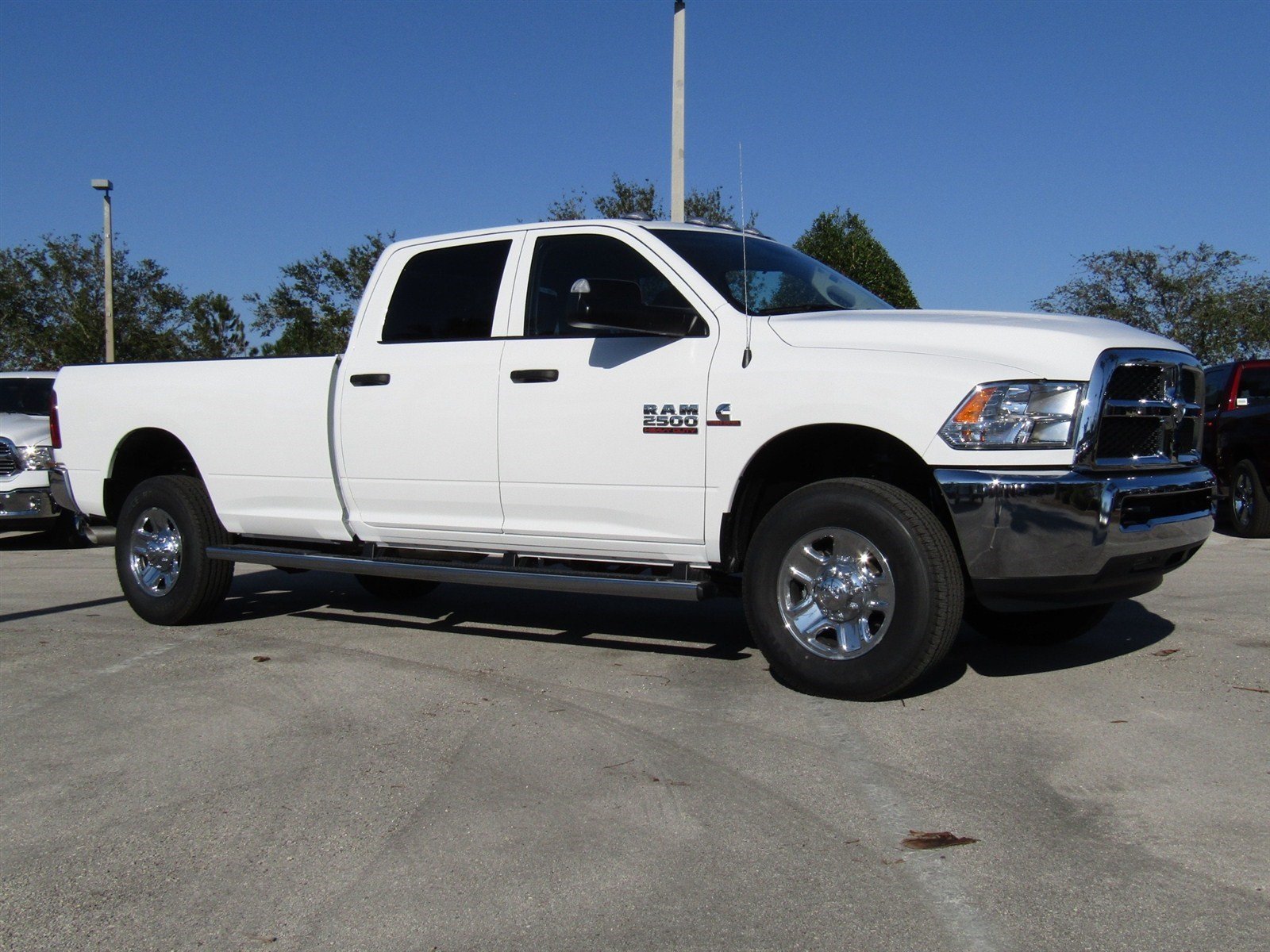 New 2017 Ram 2500 Tradesman Crew Cab In Daytona Beach R17280 Daytona Dodge Chrysler Jeep Ram